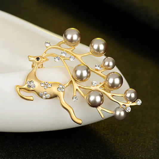 Korean Coral Leaf Pearl Brooch for Christmas