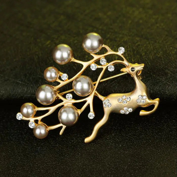 Korean Coral Leaf Pearl Brooch for Christmas